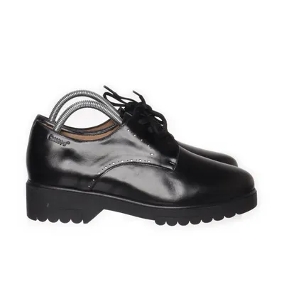 Derbyskor (Svart) från Cinnamon