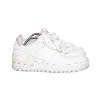 Sneakers (Air Force 1 Shadow) från Nike