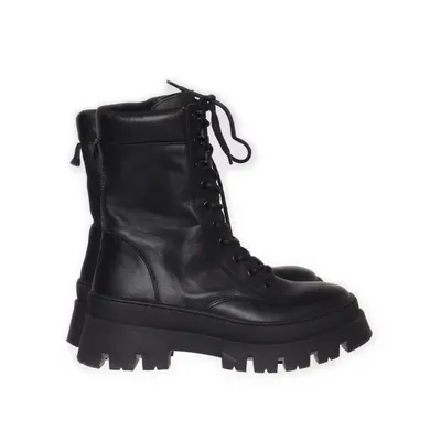 Kängor (FEZZA) från Steve Madden