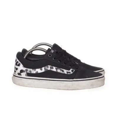 Tygskor (Svart, Vit) från Vans