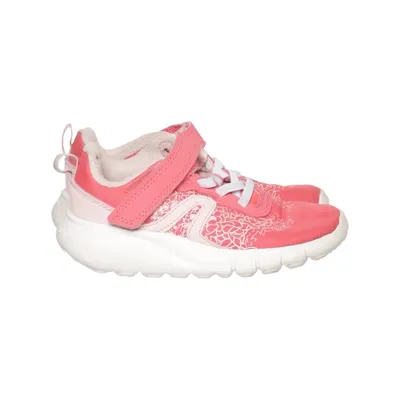 Trainers (Pink) from Newfeel
