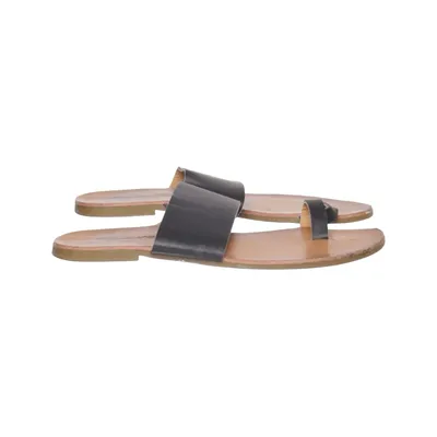 Slip-ins (Black, Brown) from Seven7