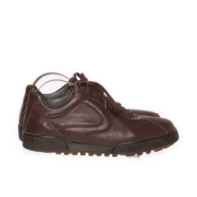 Sneakers (Brown) from Sisley
