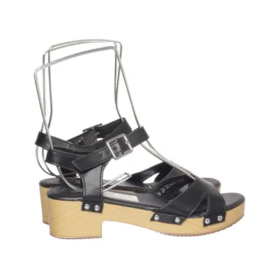 Clogs (Black) from Zoey