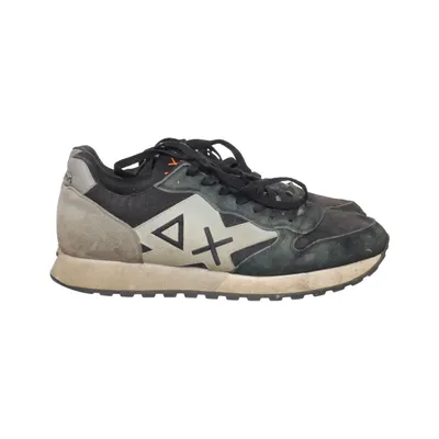 Sneakers (Black, Gray) from Sun68