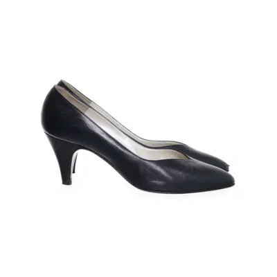 Pumps (Black) from Bruno Magli Leather