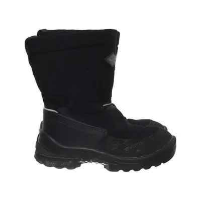 Boots (Black) from Kuoma