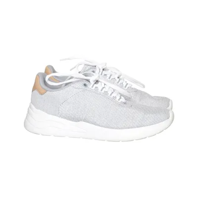 Baskets (Gris, Blanc, Argent) de Clo