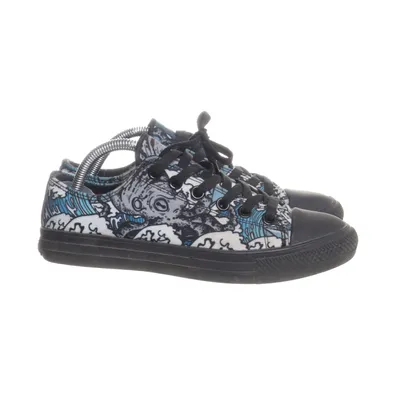 Canvas shoes (Black, Blue, White) from Raad Shop
