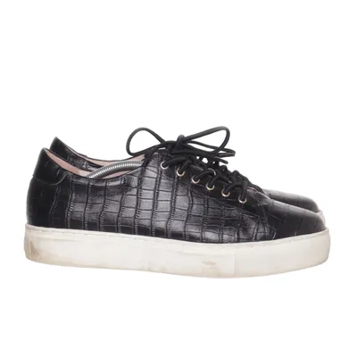 Sneakers (Black) from ASIA Leather