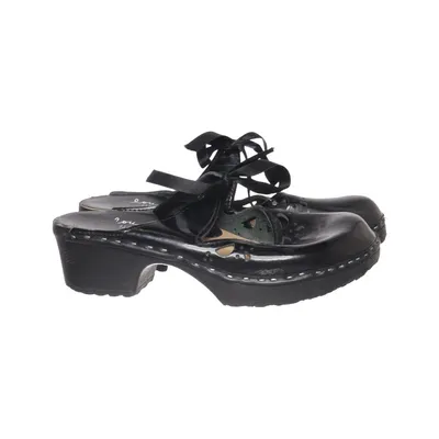 Clogs (Black) from Calou