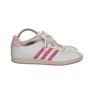 Sneakers (ART X73634) from Adidas Neo