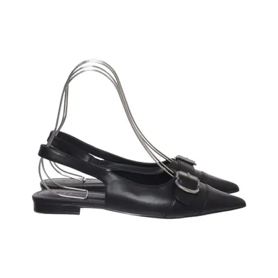 Sandals (Black) from Badura