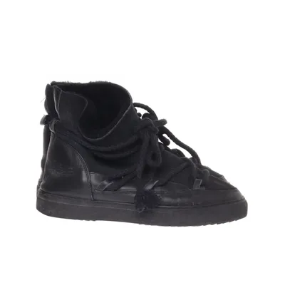 Stövlar (Svart) från Inuikii