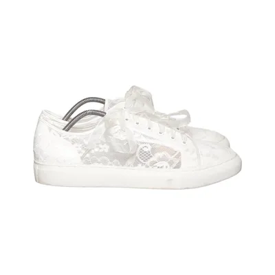 Canvas shoes (White) from G. Westerleigh