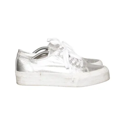 Baskets (Argent) de Another A