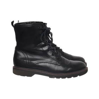Laced boots (Black) from Catwalk