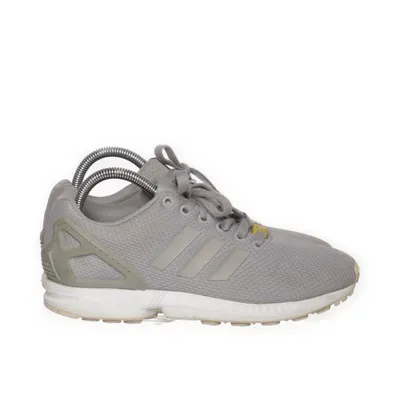 Running shoes (M19838) from Adidas