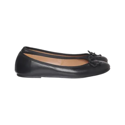 Ballerinas (Everyday) von Flattered Everyday