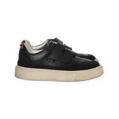 Baskets (Noir) de Sneaky Steve