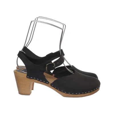 Clogs (Black) from Moheda