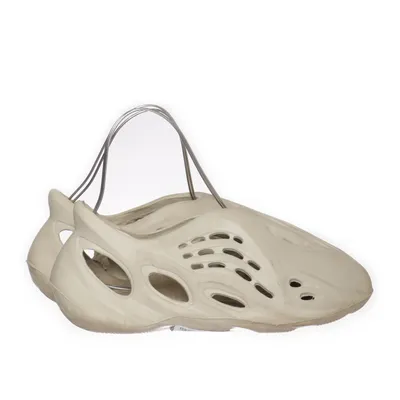 Sandals (Beige)