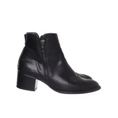 Bottes à talons (Noir) de Tamaris