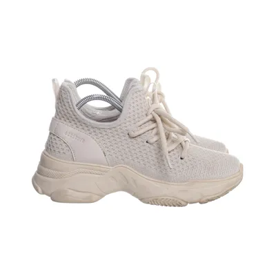 Trainers (Beige) from Attitude