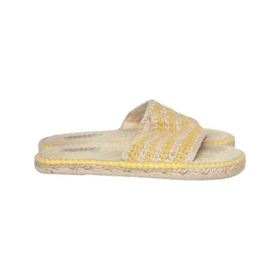 Slip-ins (Yellow, Beige) from Cypres