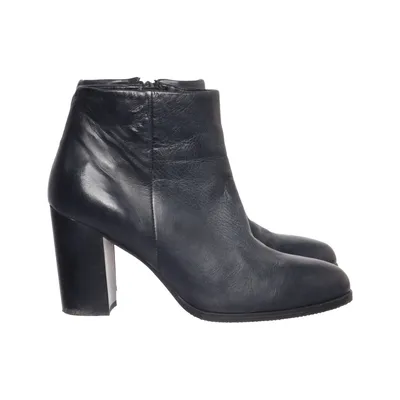 Heeled boots (Novita) from Novita Leather