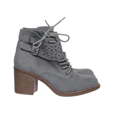 Heeled boots (Gray) from Catwalk