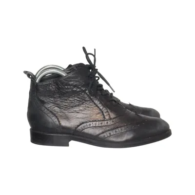 Brogues (Black) from Akira