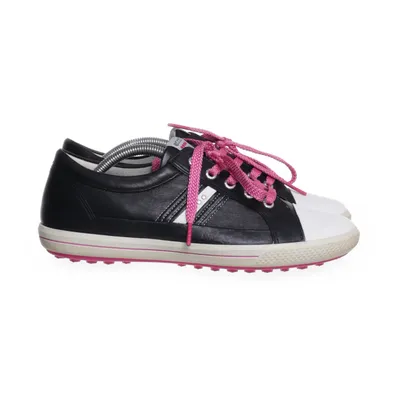 Sneakers (Zwart, Wit, Roze) van Ecco