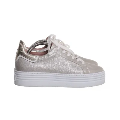 Baskets (Argent) de Springyard Cuir