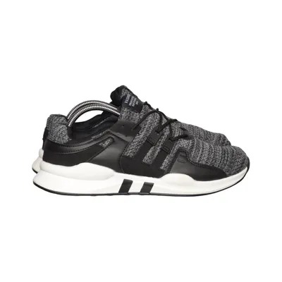 Baskets (Noir, Gris, Blanc) de Keep Running