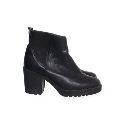 Laarzen met hak (Zwart) van Shoe Biz