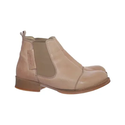 Chelsea boots (GeneralResponse) from Ten Points