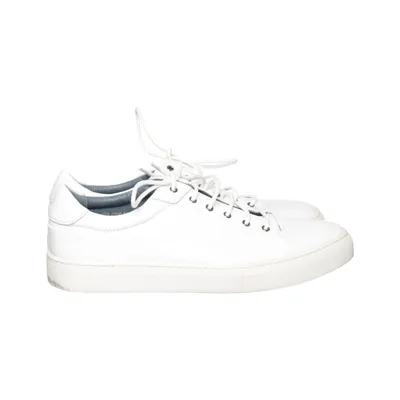 Baskets (Blanc) de TGA by Ahler Cuir