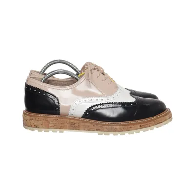 Brogue (Zwart, Wit, Beige) van Pertini Leer