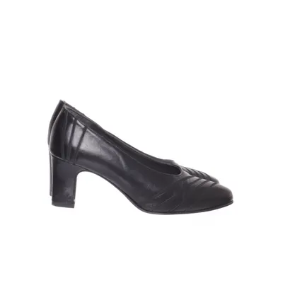 Pumps (Black) from Sköna Marie