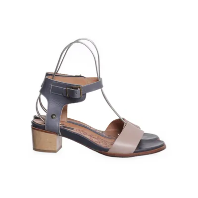 Sandals (Gray) from Neosens