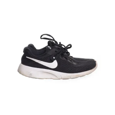 Trainers (Black) from Nike