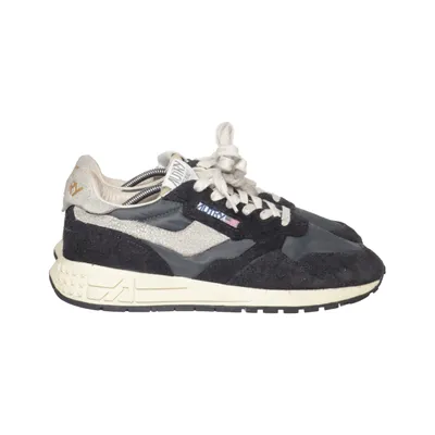 Trainers (Black, Gray) from Autry