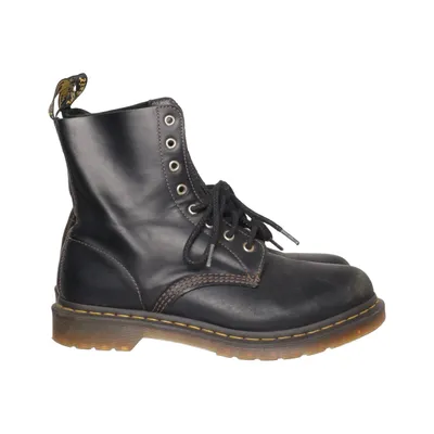 Laced boots (1460) from Dr. Martens Leather