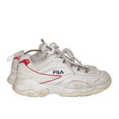 Running shoes (White, Red) from Fila