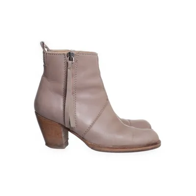 Laarzen met hak (Beige) van Acne