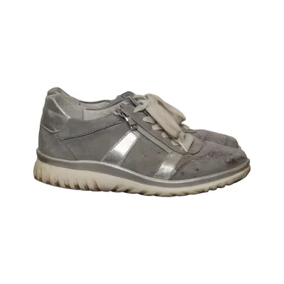Baskets (Gris) de Semler