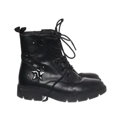 Laced boots (Black) from Lumberjack Leather