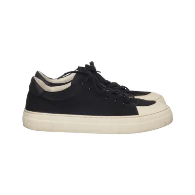 Baskets (Noir, Beige) de Sneaky Steve