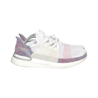 Löparskor (UltraBoost 19) från Adidas